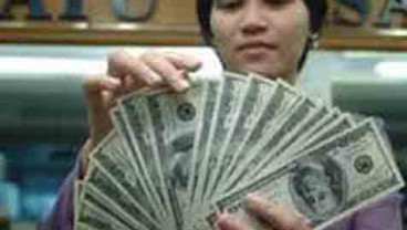 DOLAR AS vs MATA UANG ASIA: Peso Paling Loyo, Rupiah Tertekan ke Rp11.775